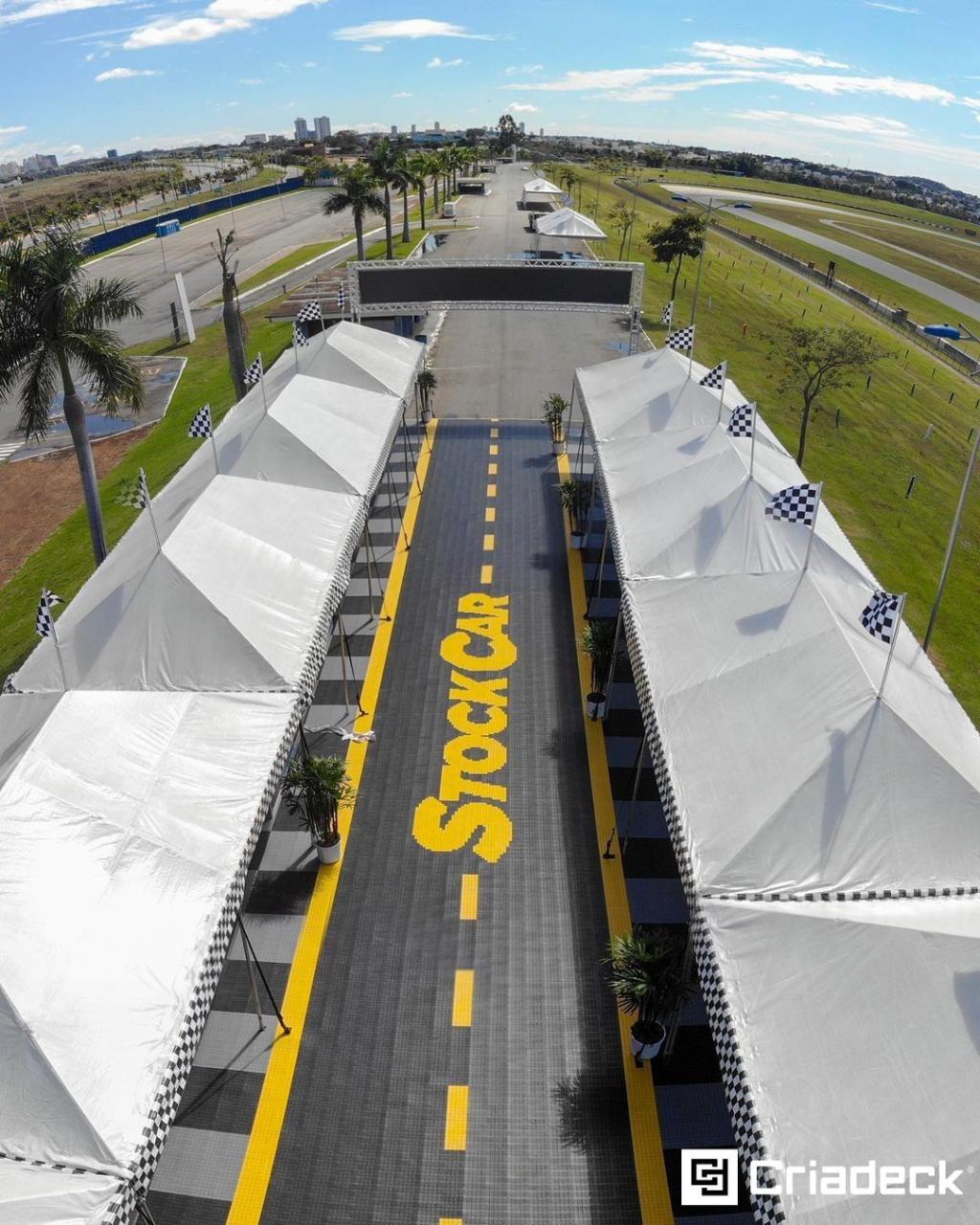 Pisos Plásticos Pixel da Criadeck garante segurança e acessibilidade na Stock Car Goiânia 2019